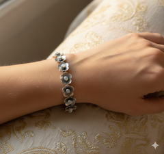 Sterling Silver Jasmine Pearl Bangle (Piece)