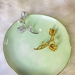 Sparkling Silver Dreamy Pearl Lotus Brooch