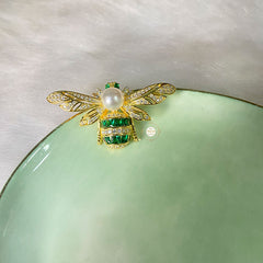 Sparkling Silver Dancing Honeybee Brooch