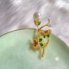 Sparkling Silver Golden Gleam Brooch