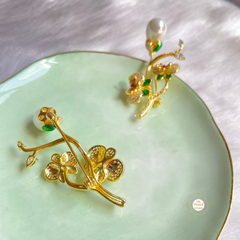 Sparkling Silver Golden Gleam Brooch