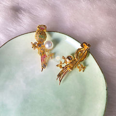 Sparkling Silver Mini Pearl Parrot Gold Brooch