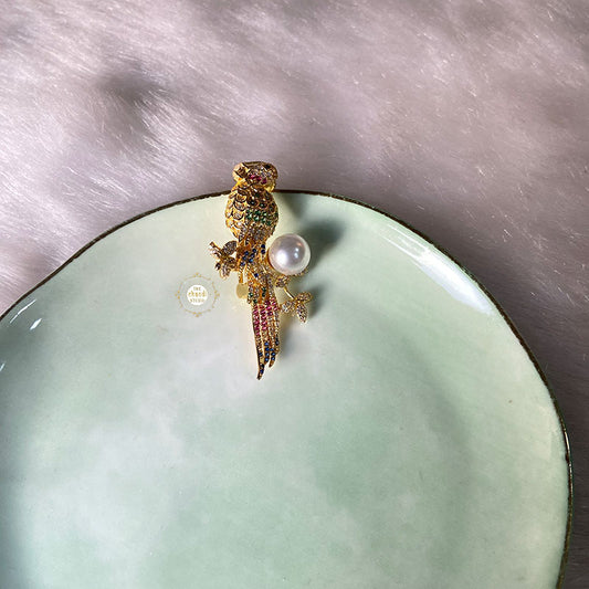Sparkling Silver Mini Pearl Parrot Gold Brooch