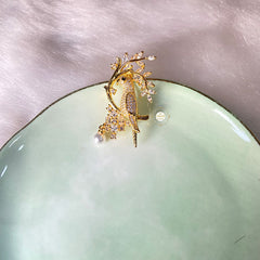 Sparkling Silver Majestic Parrot Brooch