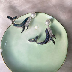 Sparkling Silver Ocean Fish Pearl Brooch