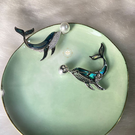 Sparkling Silver Ocean Fish Pearl Brooch