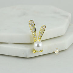 Sparkling Pearl Flutter Brooch