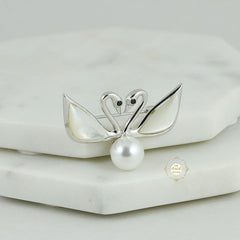 Sparkling Swan Love Brooch