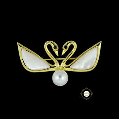 Sparkling Swan Love Brooch