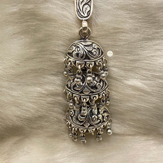 Graceful Chitai Satka