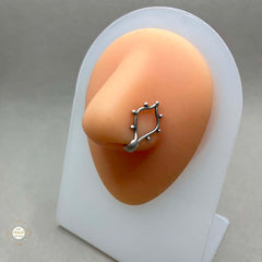 Leaf Clip On Nosepin