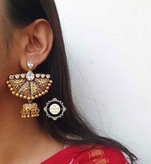 Chandelier Little Jhumki In Gold Tone