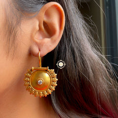 Full Gold Timeless Embossed Earring