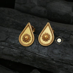 Timeless Leaf Rawa Earring