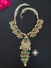 Muhurat Gold Polish Chaand Necklace