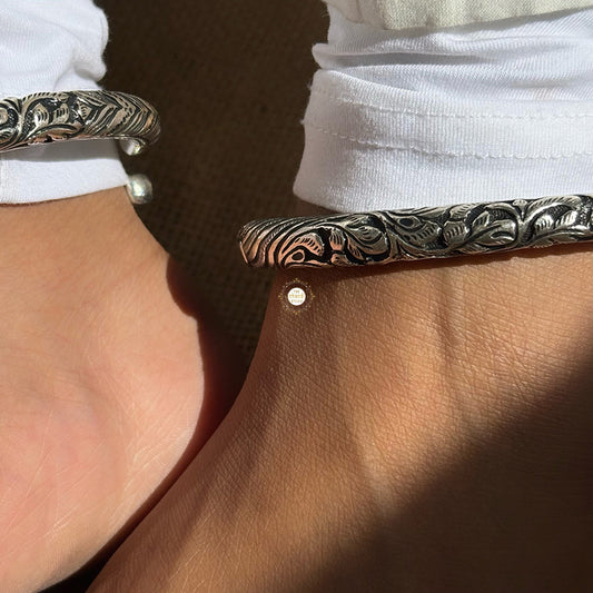 Utsav Chitai Leg Kada