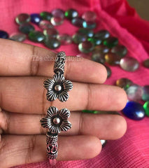 Sterling Silver Flower Kada (Piece)