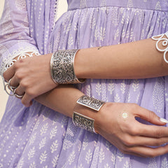 Nazaakat Chitai Hand Cuff (Piece)