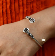 Bloom Flexible Kada (Piece)