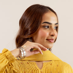 Hammered Bliss Bangle (Piece)