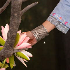 Shobhaa Jaal Work Cuff (Piece)