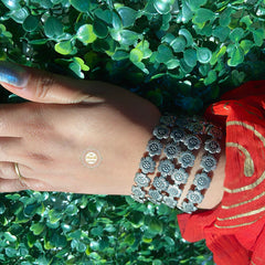 Dilkash Flower Bangle (Piece)