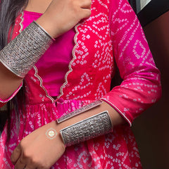 Nazaakat Utsav Chitai Hand Cuff (Piece)