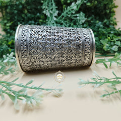 Nazaakat Utsav Chitai Hand Cuff (Piece)