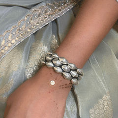 Sadabahar Dholki Bead Bracelet (Piece)