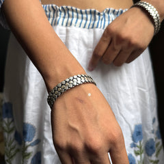 Silver Circle of Bloom Bangles (Piece)