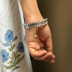 Silver Circle of Bloom Bangles (Piece)