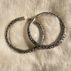 Graceful Chitai Kada