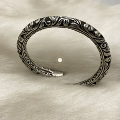 Graceful Chitai Kada (Piece)