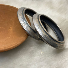 925 Sterling Silver Hammered Heritage Bangle (Piece)