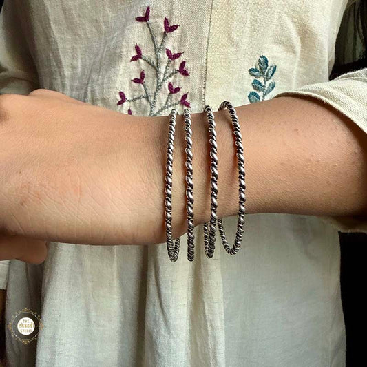 Sterling Silver Silver Rope Bangle (Piece)