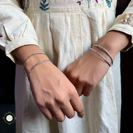 Sterling Silver Classic Everyday Bangle (Piece)