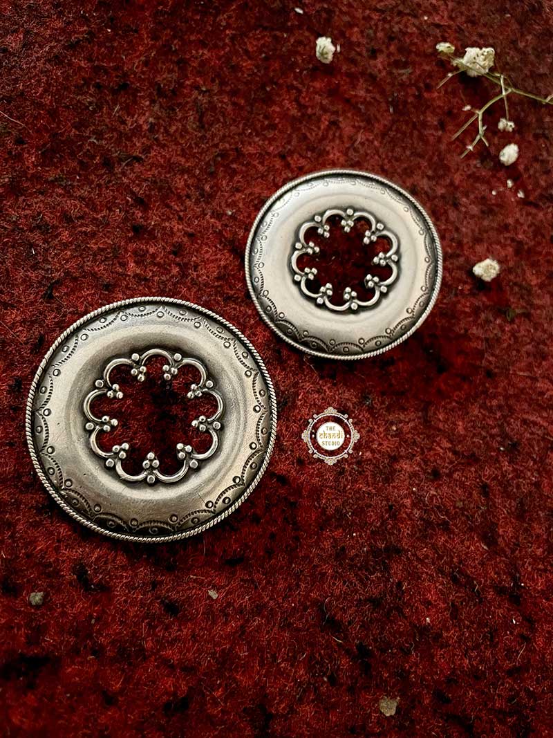 Women Silver Push Back Silver Tops