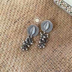 Leaf Ghungroo Bunch Earring