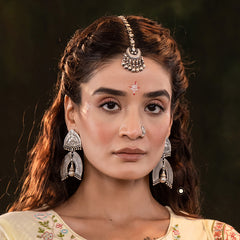 Stop And Stare Majestic Earring