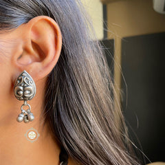 Noor Ghungroo Paan Choker