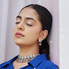 Noor Ghungroo Heart Choker