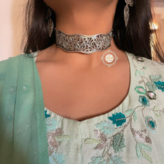 Utsav Chitai Choker