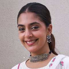 Chitai Thread Necklace