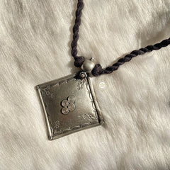 Spiral Black Threaded Tale Necklace