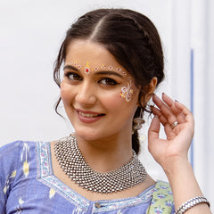 Noor Intricate Timeless Necklace