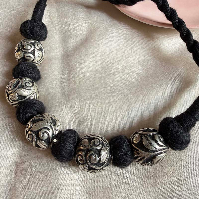 Statement chandi ki jewellery necklace with black thread.