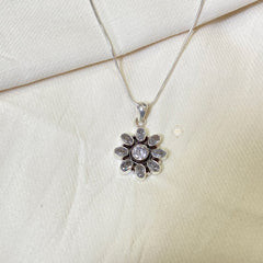 Classic Navratna Pendant (Small)