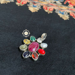 Classic Navratna Pendant (Big)