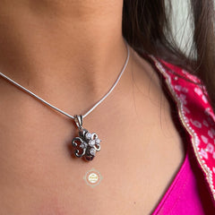 Sparkling Treasure Pendant Earring Set