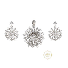 Sparkling Silver Eternal Bloom Pendant Set